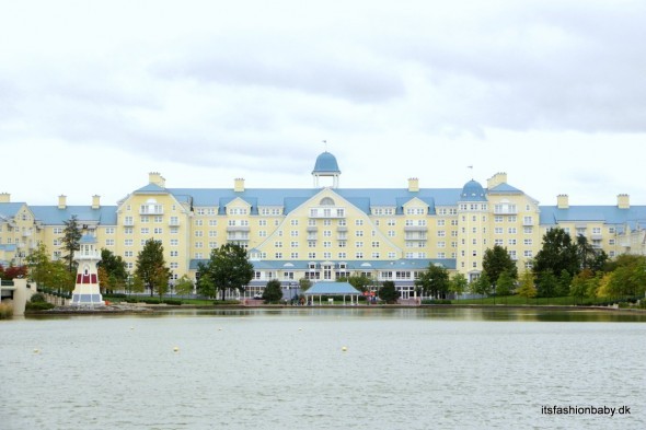 hotel newport bay club disneyland paris
