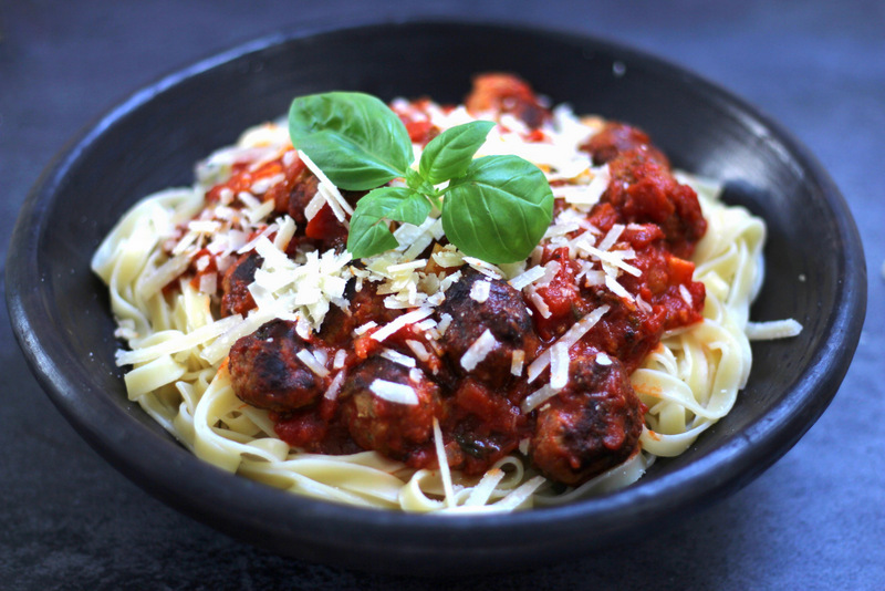 opskrift på spaghetti kødboller