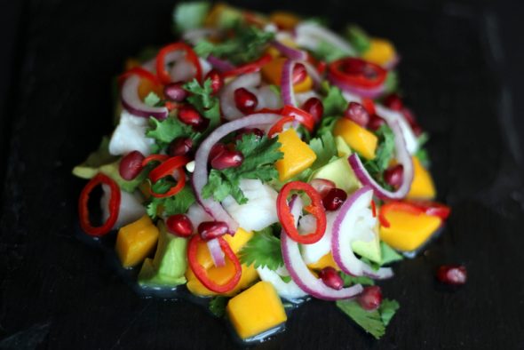 opskrift ceviche med torsk avocado mango granatæble og koriander